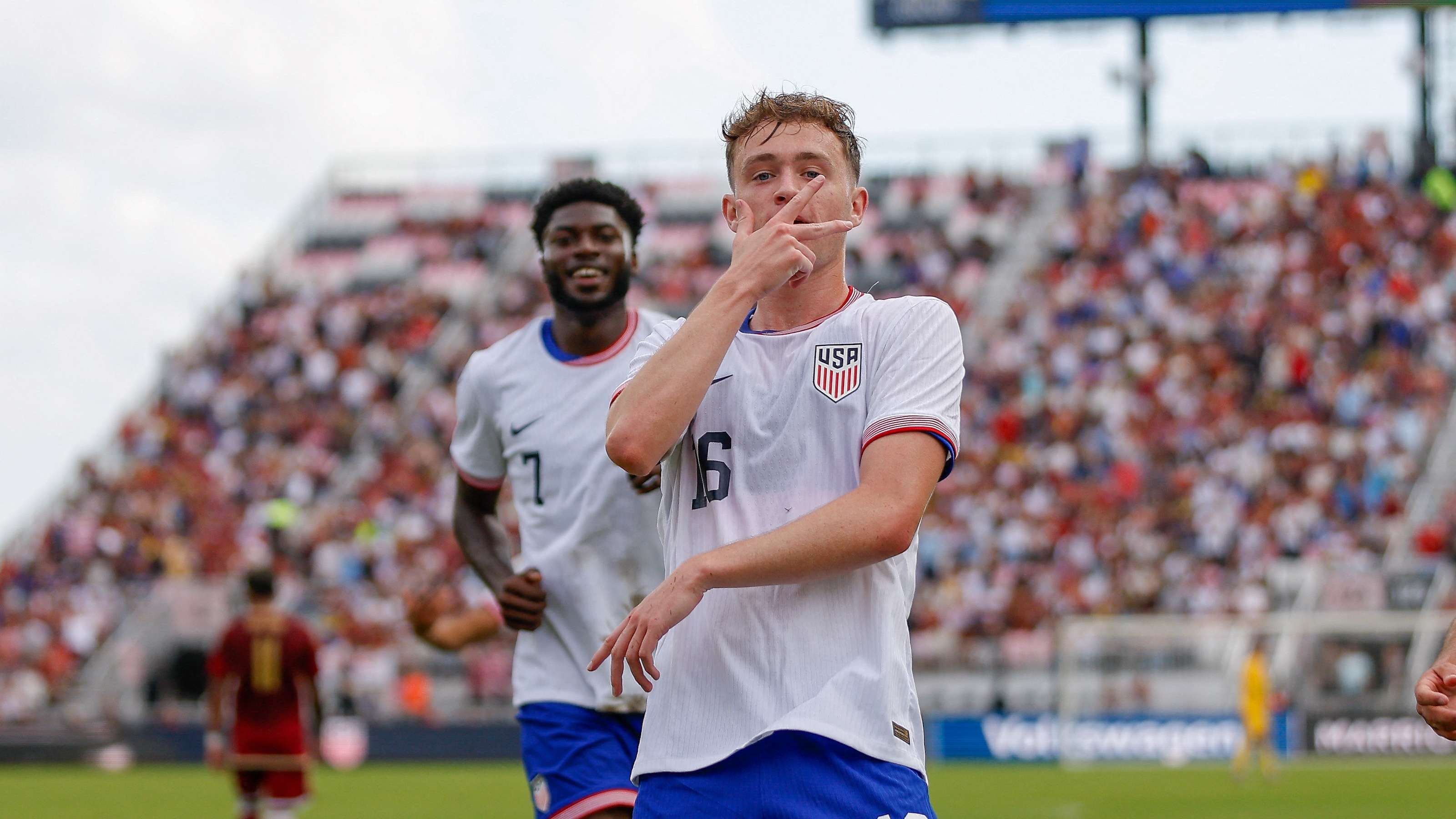 位顶级前锋 位顶级前锋